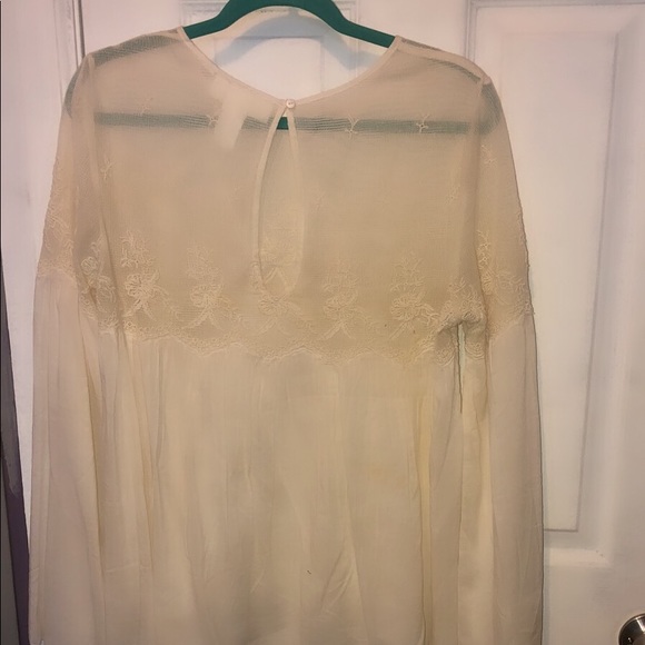 Blouse - Picture 3 of 4